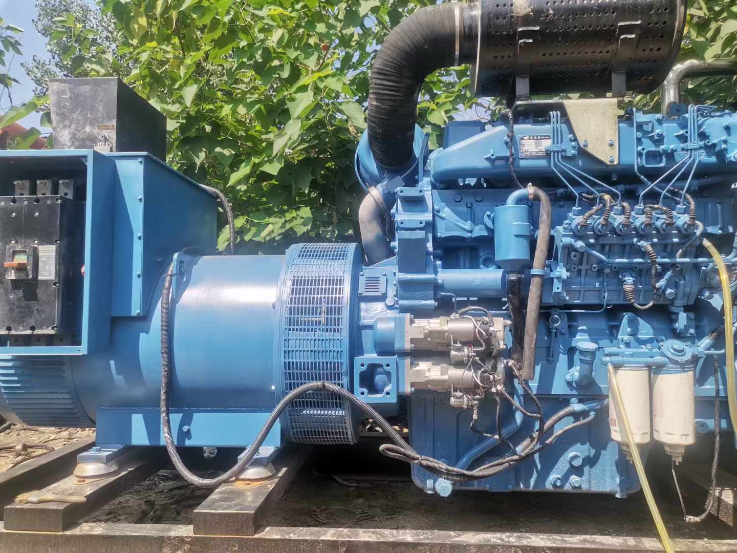 武川详细说明降低 800kW 柴油发电机输出电流波动的方法