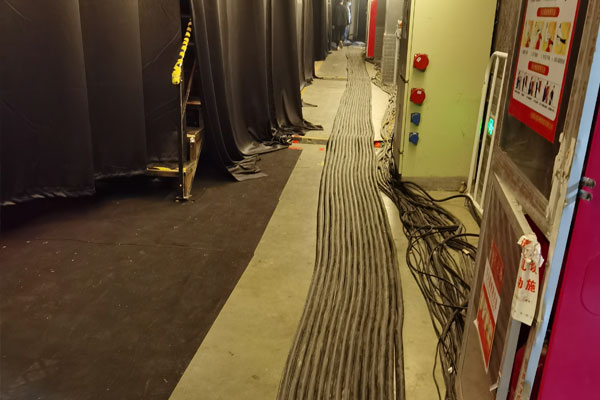 武川柴油发电机组的输出电压可以调节到哪些范围？